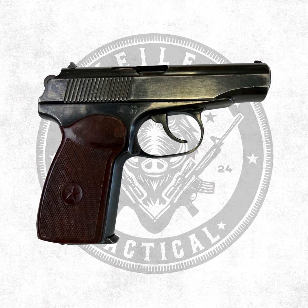 IZS Makarov PM pisztoly