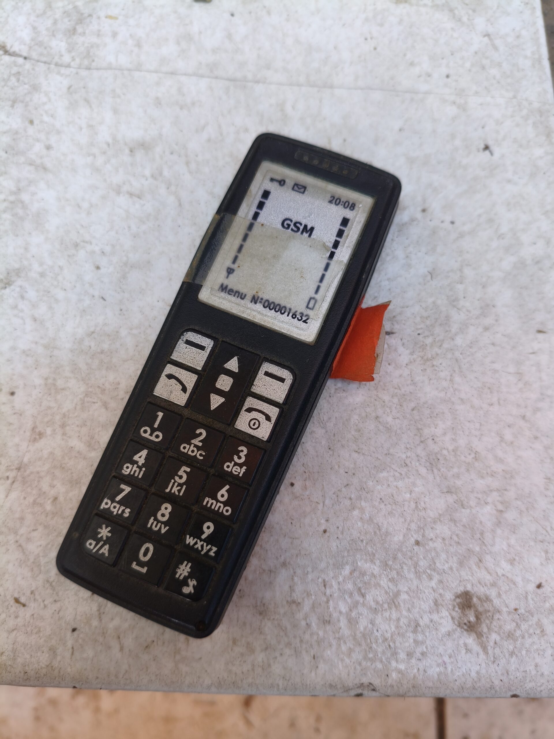 Telefon utánzat gázfegyver Keserű művek